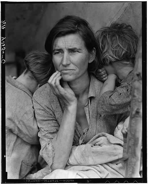 Destitute pea pickers in California. Mother of seven children. Age thirty-two. Nipomo, California. By Dorothea Lang.